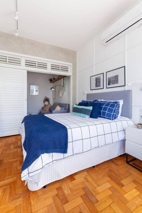 Apartment Curtacopacabana: 1qto, Estiloso, 400mb, 5min